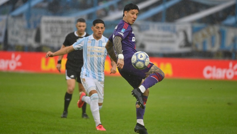 River le ganó a Atlético Tucumán y hubo polémica. (Foto: @RiverPlate)