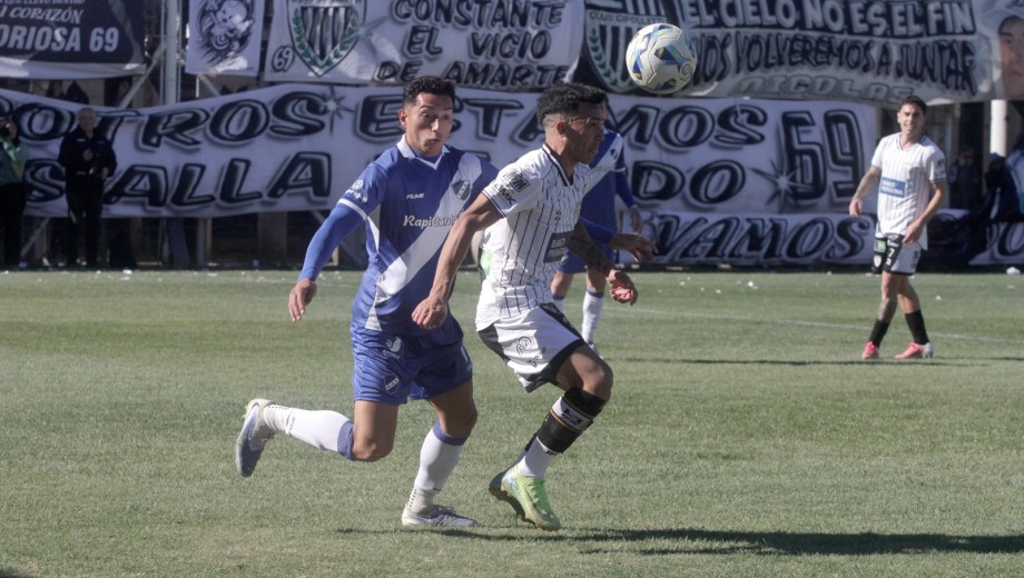 Cipolletti clasificará a cuartos de final si le gana a Juventud Antoniana en Salta. (Foto: Oscar Livera)