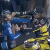 Imagen de A las piñas en la Nascar: dos pilotos enloquecieron tras la competencia en Bristol