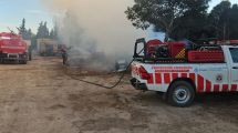 Imagen de Incendio en un sector del Parque Norte de Neuquén: la columna de humo alertó a los vecinos