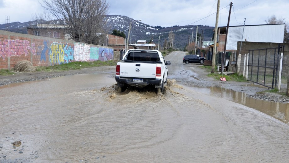 Las calles de Bariloche, después del temporal. Foto: Chino Leiva