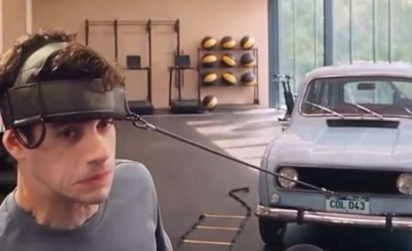 La curiosa escena de Colapinto con un Renault en su entrenamiento