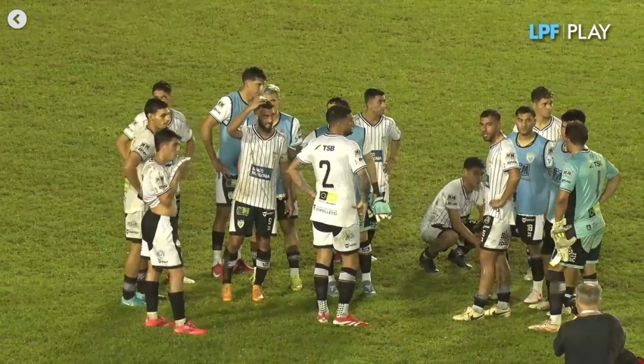 Cipolletti perdió 1 a 0 con Sol de América en Formosa por la ida de cuartos de final. (Foto: Captura LPF Play)
