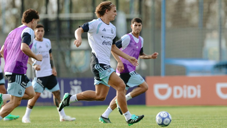 La Selección Argentina enfrentará el miércoles a Bolivia en Córdoba. (Foto: @Argentina)