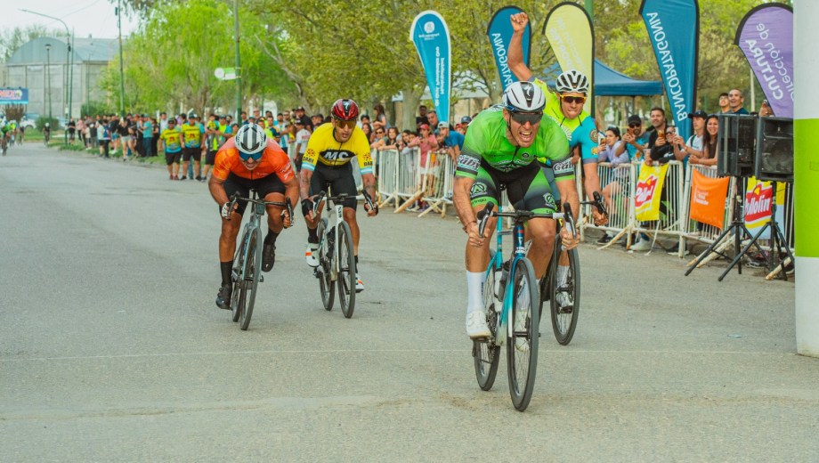 El Giro de Oro tuvo su primera edición. (Foto: Municipalidad Fernández Oro)