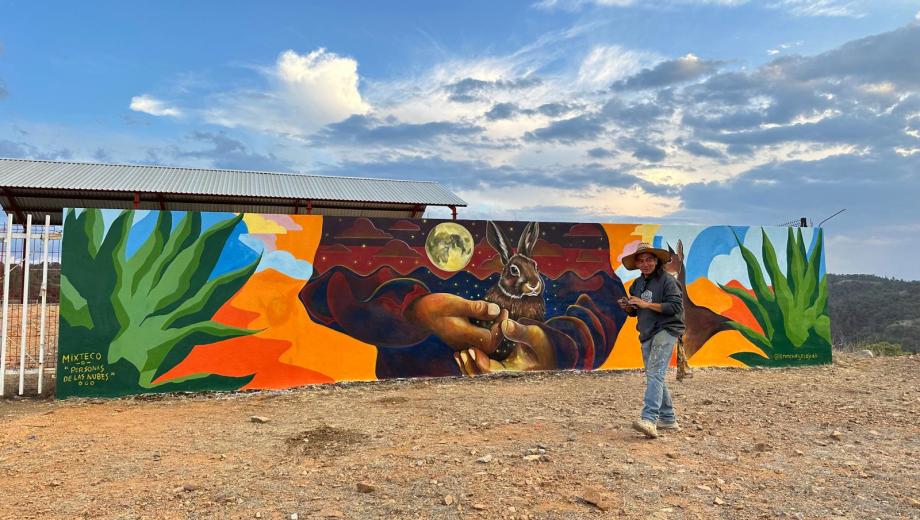 René llegó a Mexico para hacer un taller y lleva 30 meses sumando experiencia artística. Foto: gentileza