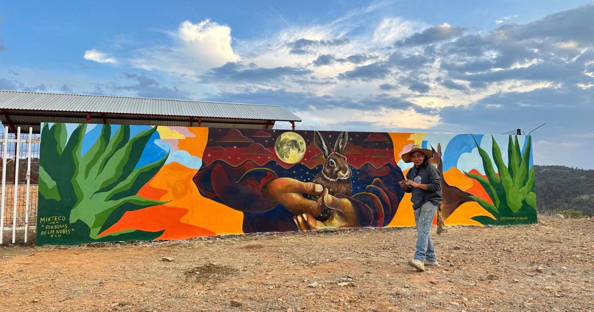 Un muralista de Bariloche se forma en México y establece una escuela de arte