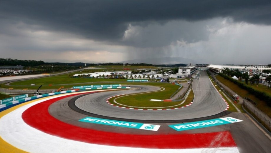 El GP de Bahréin se muda a Kuala Lumpur por los conflictos bélicos. 