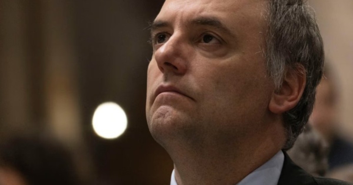 Vence plazo para que Manuel Adorni explique su patrimonio ante la Justicia