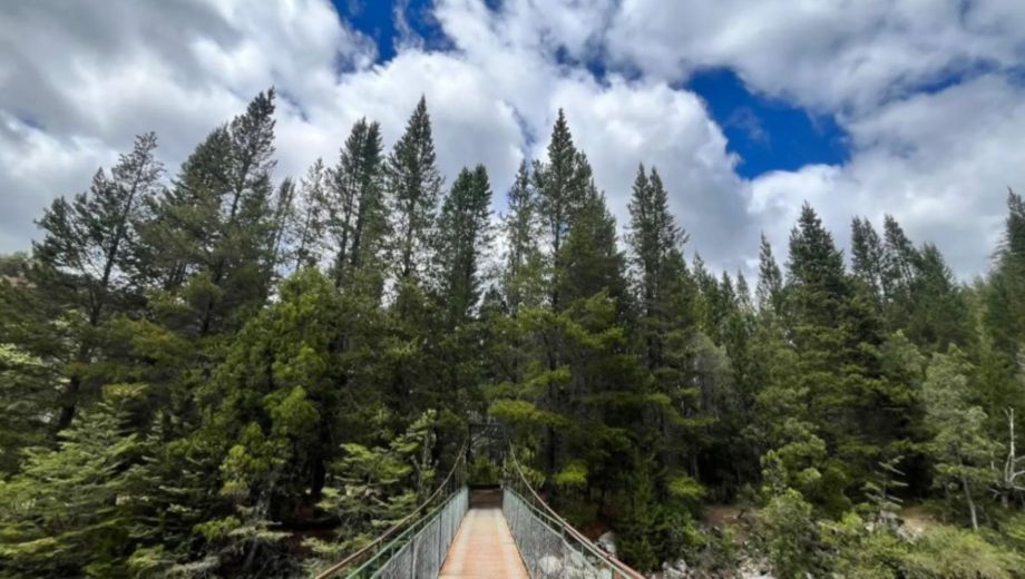  El Área Natural Protegida Río Azul–Lago Escondido volvió a reabrirse a los visitantes. Foto: Gobierno de Río Negro. 
