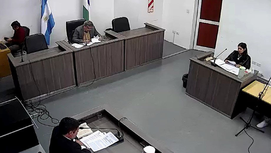Lo detuvieron en Barrio Nuevo con dos pistolas cargadas y limadas: aceptó la culpa y fue condenado a tres años de prisión efectiva