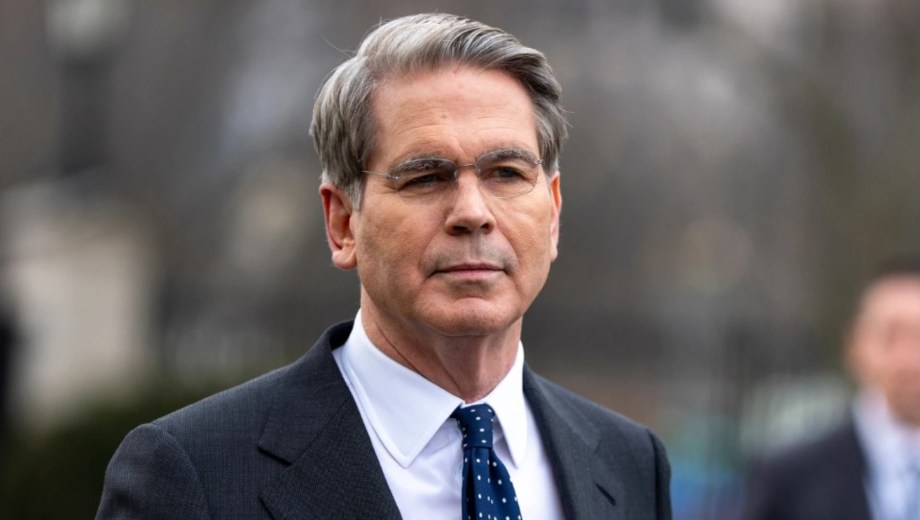 Habló de la IA el secretario del Tesoro norteamericano Scott Bessent. Foto: IA. 