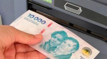 Imagen de Cuánto cuesta usar un cajero automático de un banco diferente al propio: variaciones y las extracciones desde el exterior
