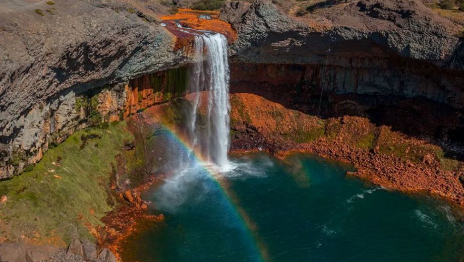 Caviahue: cómo será el casamiento frente al volcán Copahue que estrena el turismo de romances en Neuquén