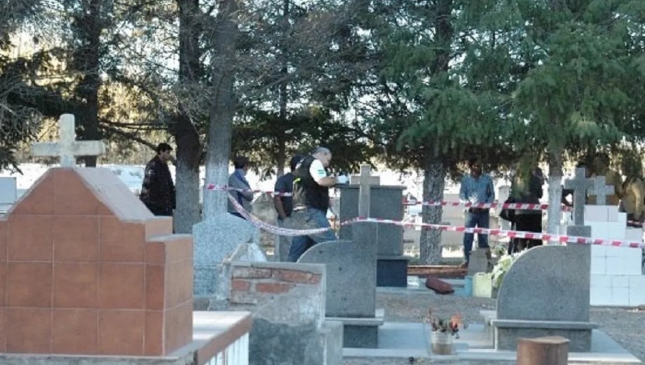 Hallan un cuerpo en una acequia del cementerio de Lamarque: fiscalía investiga en el lugar. Foto: Archivo Diario Río Negro