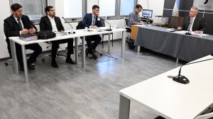 Certificados médicos falsos en Río Negro: suspendieron otra audiencia y se dilata la formulación de cargos