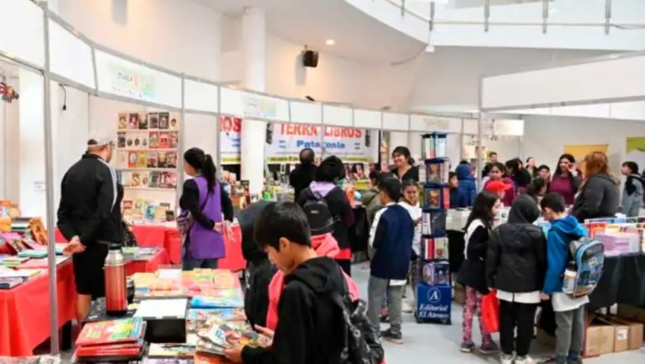 Nueva edición de la Feria del Libro "Abrí tu mente" en Cipolletti. Foto: archivo.