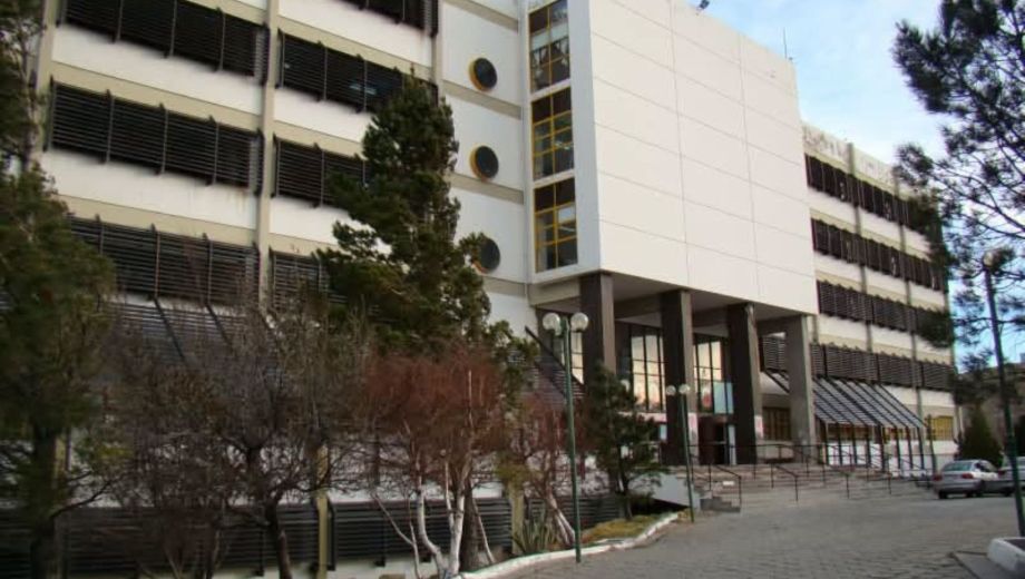 Investigan un hecho donde un joven resultó herido en la ciudad  chubutense. Foto: Comodoro Noticias. 