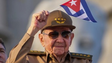 Aseguran que Raúl Castro se encuentra en grave estado de salud y que está «asistido con equipos»