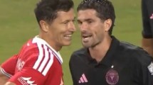 Imagen de El picante cruce entre Rodrigo De Paul y Lewandowski en la MLS: «¿Quién sos, bobo?»