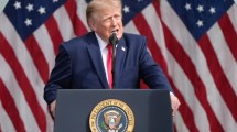 Imagen de «Horrible»: Donald Trump arremetió contra la Corte Suprema por permitir el voto por correo en las elecciones