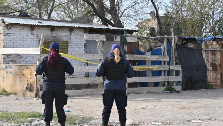 El joven murió tras pasar una semana internado en estado crítico en Roca. Foto Juan Thomes.