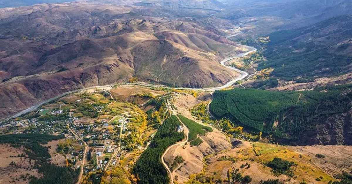 Huinganco: limpieza del arroyo para prevenir inundaciones