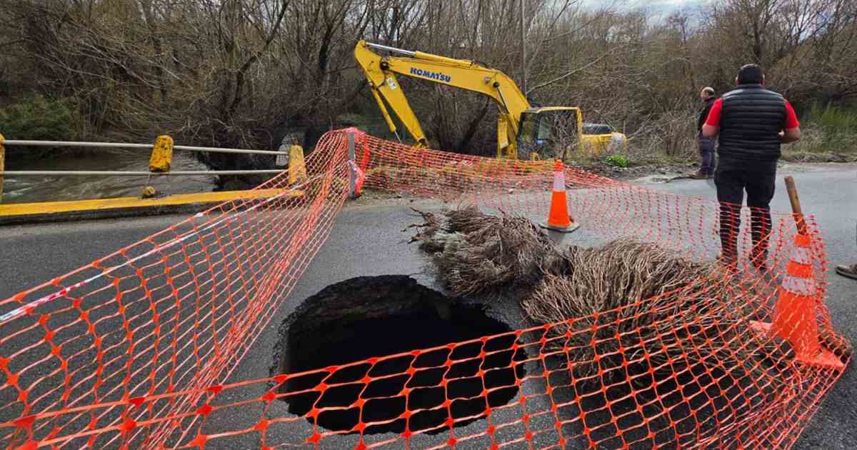 Hundimiento de puente en Ruta 48 de Neuquén tras intensas lluvias