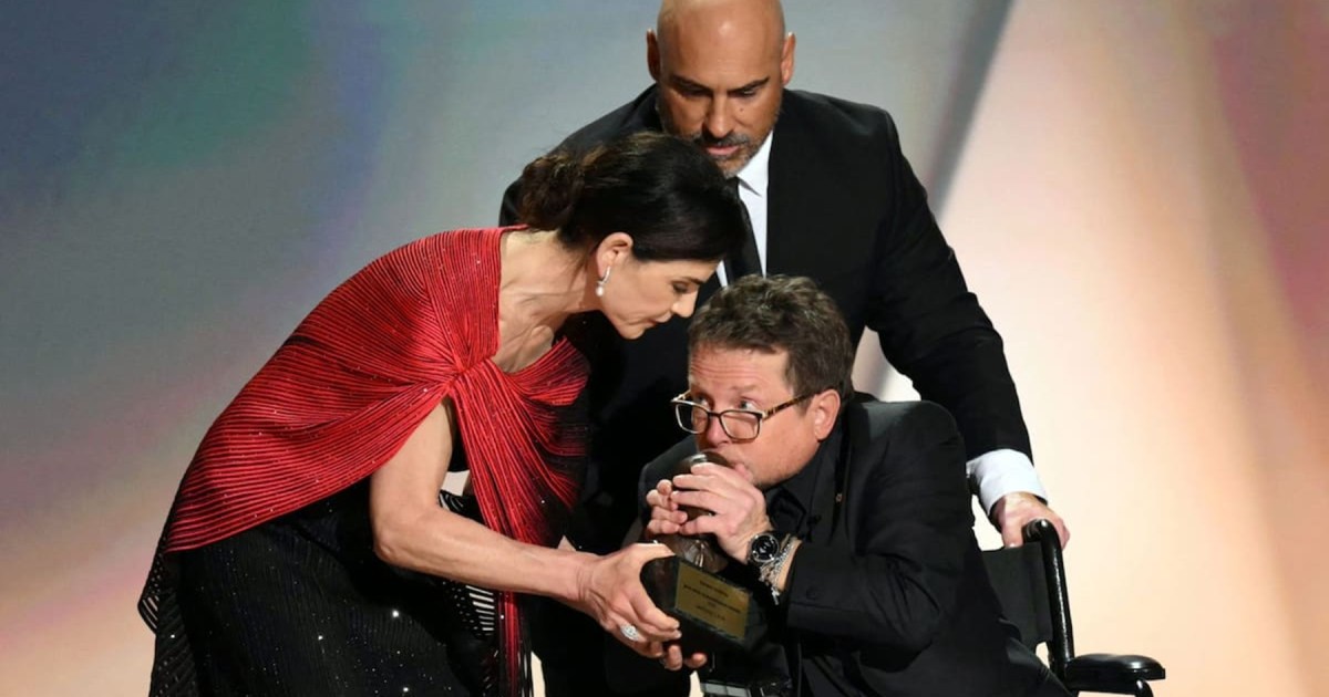Michael J. Fox recibió un homenaje en los Emmy por su lucha contra el Parkinson