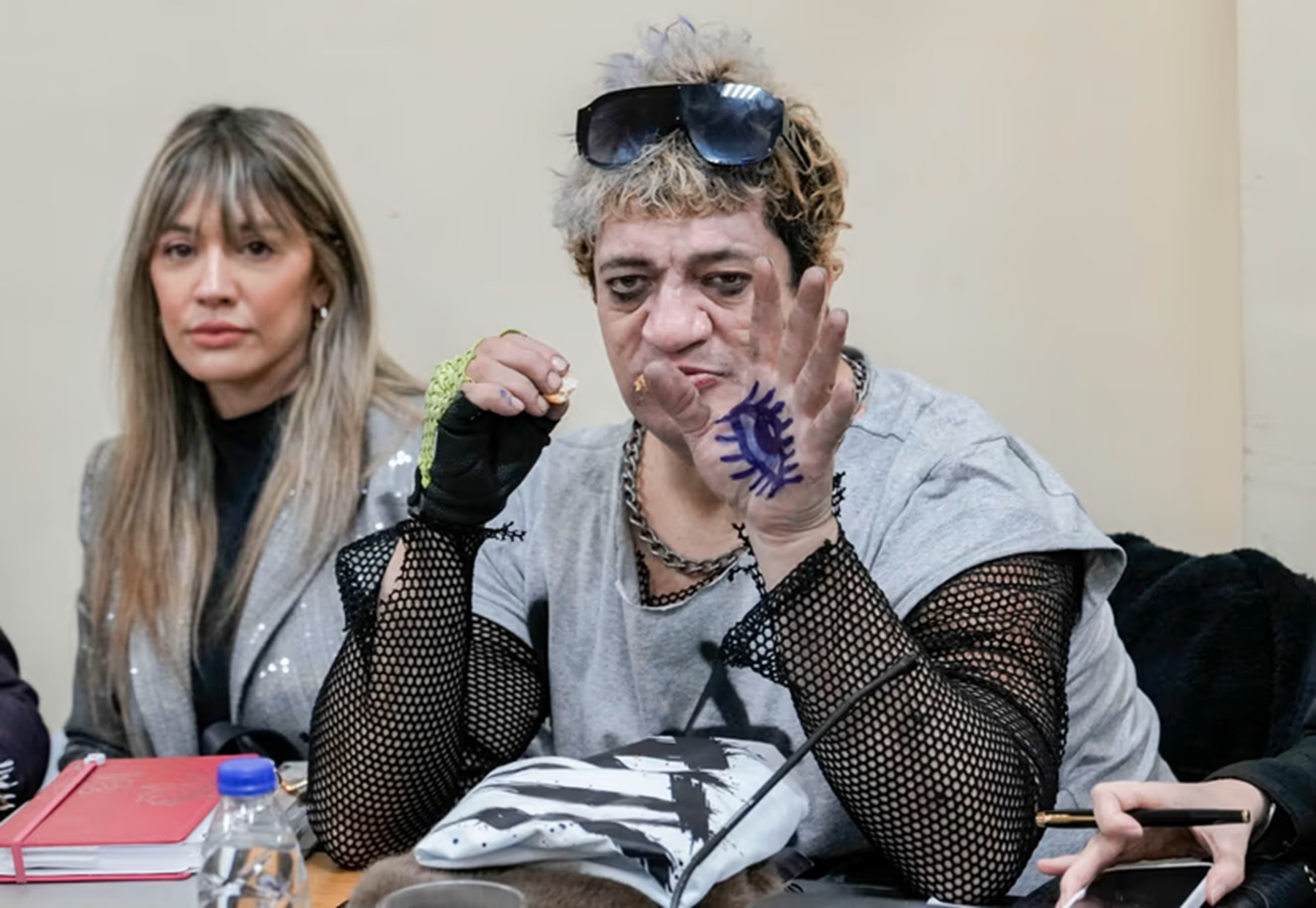 Accidente de Pity Álvarez en Chacarita: se retiró sin dejar datos
