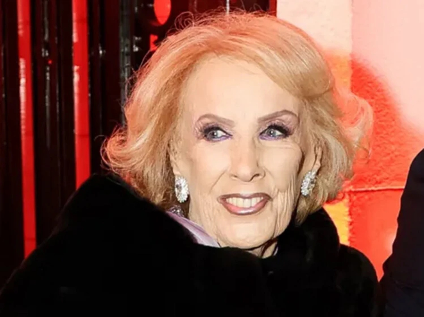 Mirtha Legrand evoluciona bien y continúa internada en el Sanatorio Mater Dei