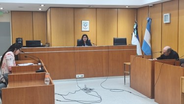Intento de homicidio en Allen: seguirá detenido por la balacera a la espera de las pericias de los celulares