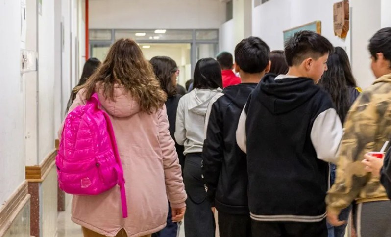 Ya hay fecha para los ingresantes a los niveles educativos Inicial, Primario y Secundario. Foto: Gentileza 2027. 