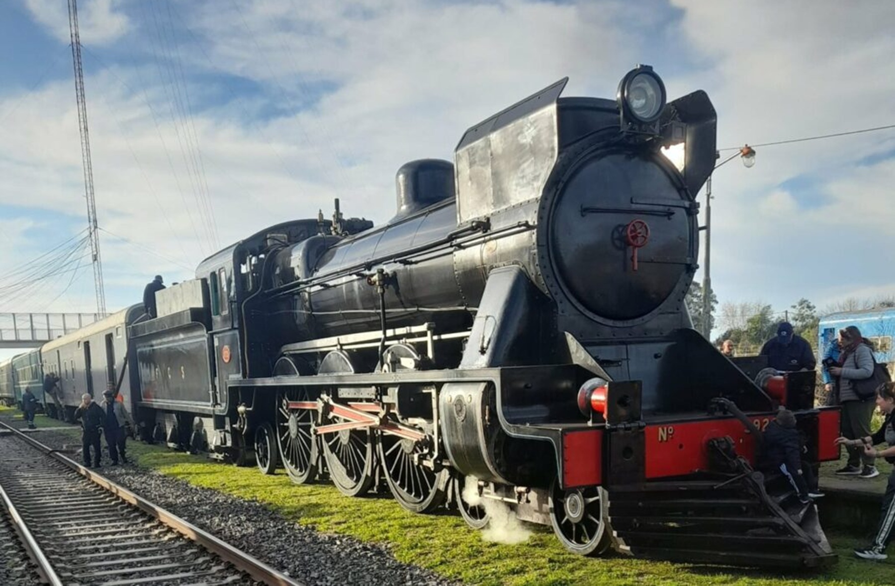 Una locomotora a vapor volverá a realizar un histórico viaje con destino a Mar del Plata