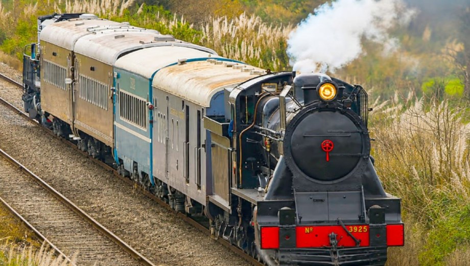 Conmemoran los 140 años de la llegada del ferrocarril.