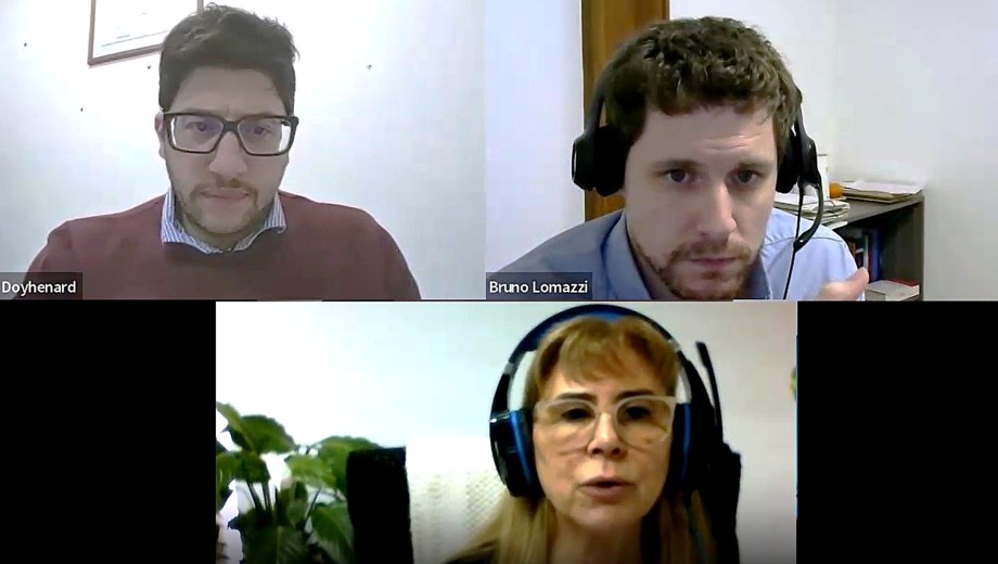 El acusado fue aprehendido a una cuadra de la vivienda luego de que las vecinas alertaran a la Policía. Este lunes le formularon cargos.