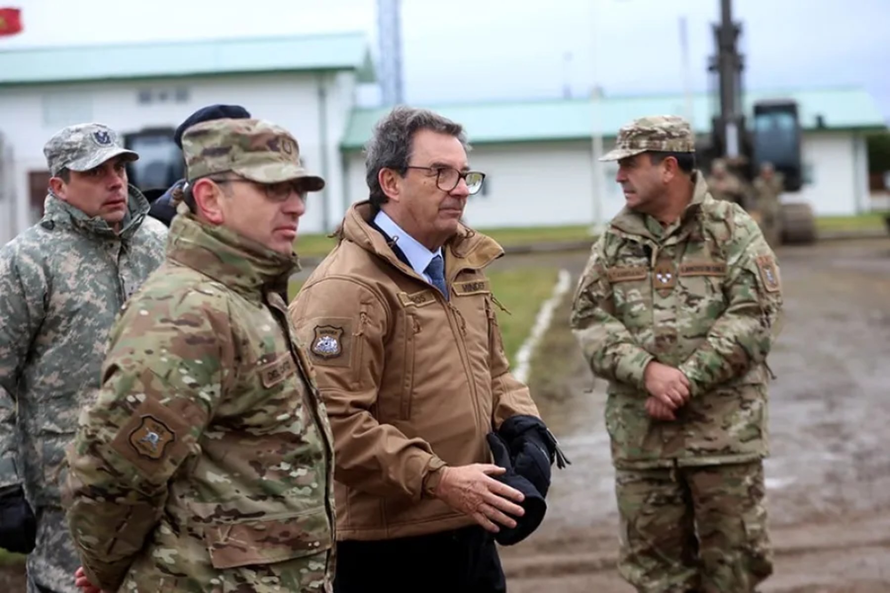 Chile refuerza su presencia militar en Magallanes con nuevas bases y renovación de flota