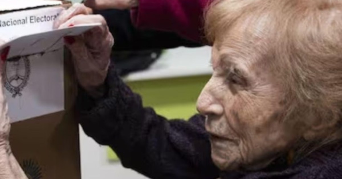 Rosa, la mujer más longeva de Argentina, cumplió 114 años