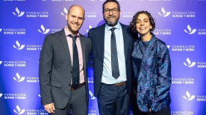 Tres investigadores que muestran hasta dónde puede llegar la química argentina recibieron el premio Bunge y Born