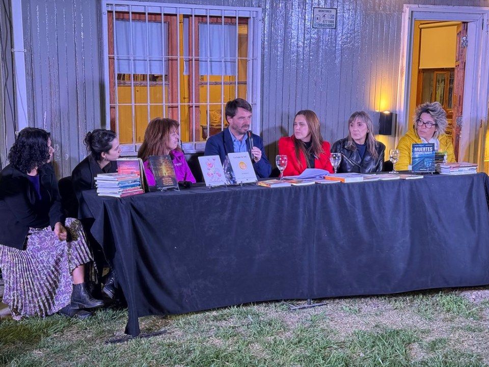 Presentación de la Feria del Libro de Cipolletti