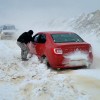 Imagen de Rescate en Primeros Pinos: una familia con una embarazada de 9 meses quedó varada por la nieve en la Ruta 13 de Neuquén