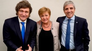 Llega la misión del FMI: la lupa sobre el desvío fiscal del primer semestre y el plan para salvar la meta