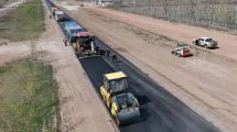 Imagen de Asfalto en una ruta clave petrolera: así avanza la obra en un camino de Rincón de los Sauces  y qué resta para completarla