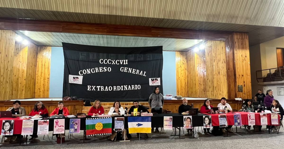 Rechazo de la oferta salarial por parte del Congreso de Unter en Cipolletti