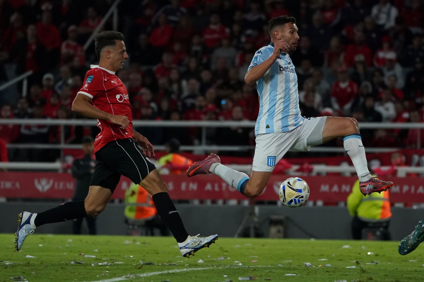 Clásico de Avellaneda: Racing e Independiente se enfrentan en un duelo clave