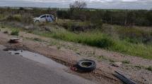 Imagen de Viajaba con su hija y una bebé de un año y volcó en la Ruta 22 cerca de Choele Choel