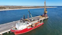 Imagen de YPF comenzó los estudios del suelo marino en Río Negro para el proyecto Argentina GNL