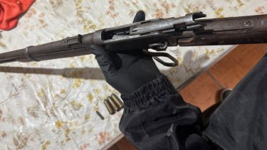 Baleado en Centenario: confirman que son dos los atacantes identificados tras tres allanamientos y la víctima sigue grave