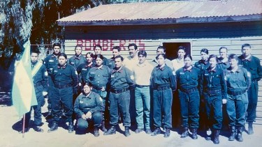 Bomberos de Añelo: más de 20 años con el noble deseo de cuidar a su gente