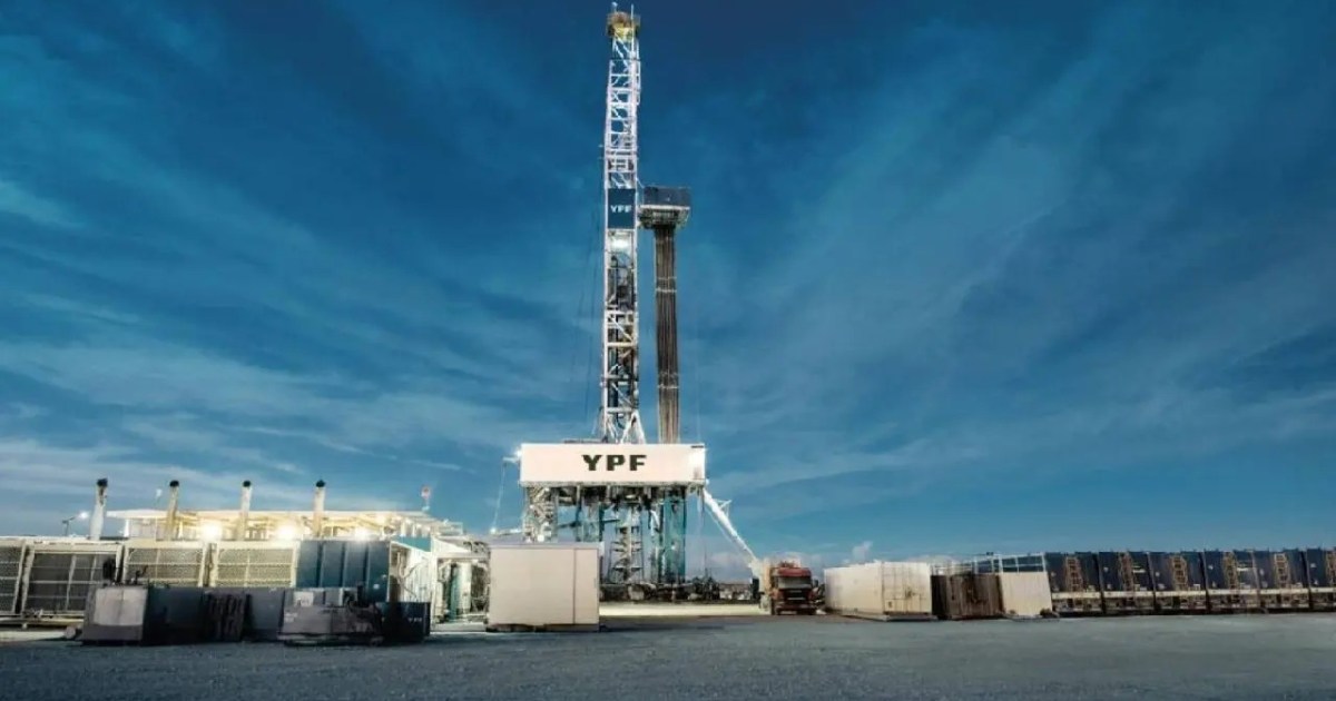 Vaca Muerta impulsa un superávit energético récord y captación de inversiones